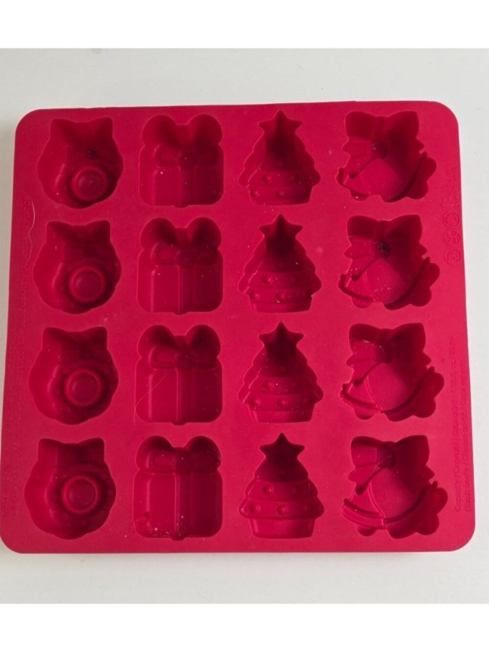 16-Cavity Festive Holiday Icons Silicone Tray